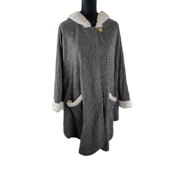 LE MODA Women's Warm Winter Hooded Cape Coat Grey White ONE SIZE Cozy Faux Fur - Picture 2 of 5